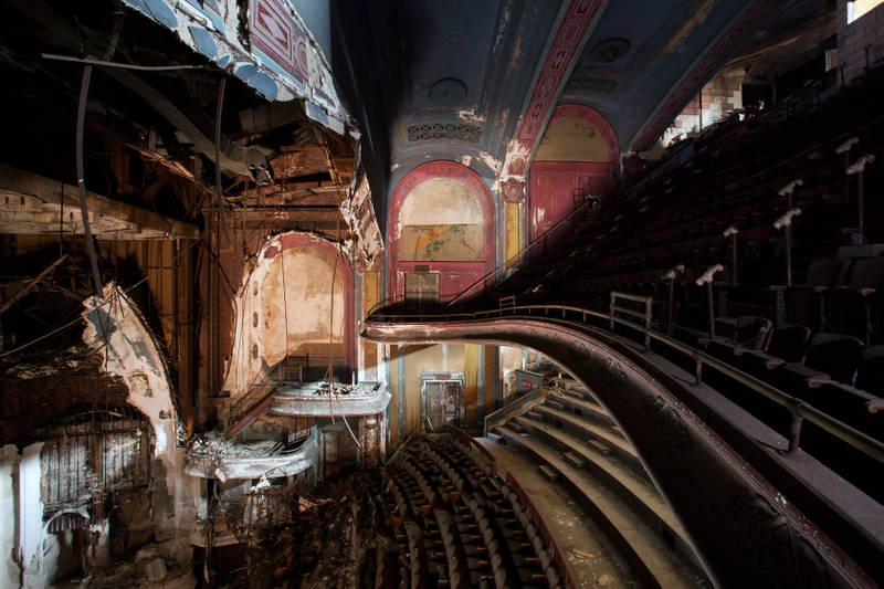 Illustration for article titled The show will never go on again — the most resplendent abandoned theaters across America